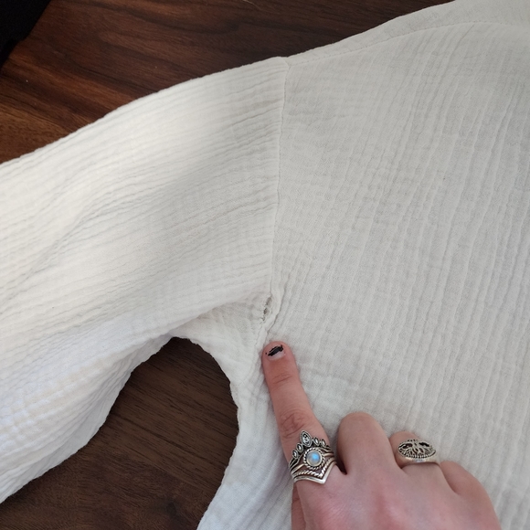 Roolee White Slub Cotton Lace Hem Blouse - Picture 10 of 10